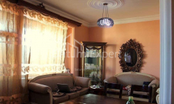 Квартира 4-комн 135 м² - Юр'ївська, Батумі