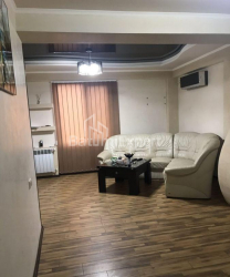 Квартира 3-комн 73 м² - Царя Парнаваза, Батумі