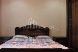 Квартира 3-комн 77 м² - Юр'ївська, Батумі