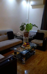 Квартира 3-комн 77 м² - Юр'ївська, Батумі