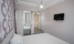 Квартира 5-комн 136 м² - Зураба Горгiладзе, Батумі