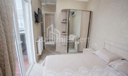 Квартира 5-комн 136 м² - Зураба Горгiладзе, Батумі