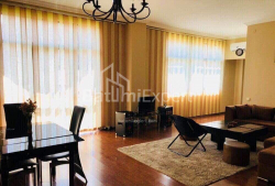 Квартира 3-комн 94 м² - Руставелі, Батумі