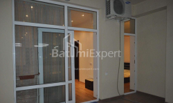 Квартира 85 м² - Зураба Горгiладзе, Батумі, Грузія
