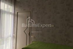 Квартира 3-комн 80 м² - Юр'ївська, Батумі