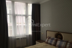 Квартира 3-комн 80 м² - Юр'ївська, Батумі