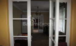 Квартира 4-комн 104 м² - Іване Джавахишвілі, Батумі