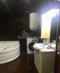 Квартира 120 м² - Зураба Горгiладзе, Батумі, Грузія