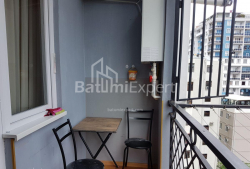 Квартира 2-комн 34 м² - Вахтанга Горгасалі, Батумі