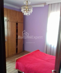 Квартира 3-комн 63 м² - Андронікашвілі, Батумі