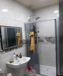 Квартира 6-комн 110 м² - Іване Джавахишвілі, Батумі