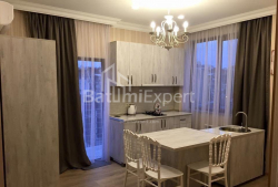 Квартира 2-комн 43 м² - Вахтанга Горгасалі, Батумі