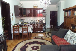Квартира 3-комн 62 м² - Oлександра Пушкiна, Батумі