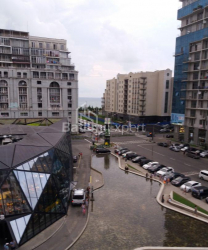 Квартира 3-комн 65 м² - Зураба Горгiладзе, Батумі