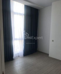 Квартира 3-комн 58 м² - Ніко Піросмані, Батумі