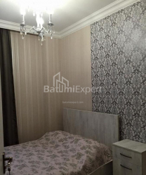 Квартира 2-комн 50 м² - Зураба Горгiладзе, Батумі