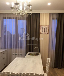 Квартира 2-комн 50 м² - Зураба Горгiладзе, Батумі