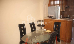 Квартира 4-комн 153 м² - Іллі Чавчавадзе, Батумі