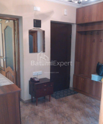 Квартира 3-комн 68 м² - Михайла Лермонтова, Батумі