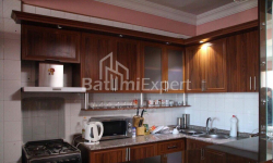 Квартира 4-комн 98 м² - 26 травня, Батумі