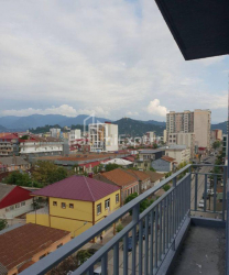 Квартира 4-комн 105 м² - Юр'ївська, Батумі