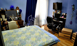 Квартира 5-комн 150 м² - Вахтанга Горгасалі, Батумі