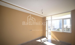 Квартира 3-комн 75 м² - Іллі Чавчавадзе, Батумі