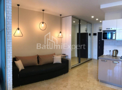 Квартира 2-комн 42 м² - Ніко Піросмані, Батумі