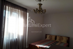Квартира 2-комн 49 м² - Oлександра Пушкiна, Батумі