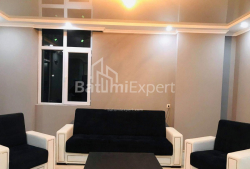 Квартира 2-комн 60 м² - Ніко Піросмані, Батумі