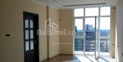 Квартира 3-комн 70 м² - Юсуфа Кобаладзе, Батумі