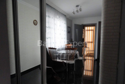 Квартира 3-комн 54 м² - Михайла Лермонтова, Батумі