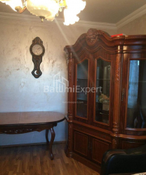 Квартира 3-комн 65 м² - Давида Агмашенеблі, Батумі