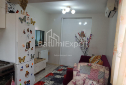 Квартира 2-комн 43 м² - Фрiдiона Халвашi, Батумі
