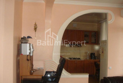 Квартира 3-комн 116 м² - Юр'ївська, Батумі