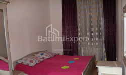 Квартира 3-комн 77 м² - Вахтанга Горгасалі, Батумі