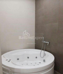 Квартира 2-комн 89 м² - Юр'ївська, Батумі