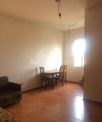 Квартира 3-комн 60 м² - Генерала Аслана Абашидзе, Батумі
