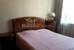 Квартира 4-комн 80 м² - Юр'ївська, Батумі