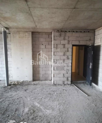 Квартира 13-комн 74 м² - Георгія Леонідзе, Батумі
