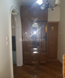 Квартира 4-комн 85 м² - Петра Багратіоні, Батумі