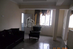 Квартира 3-комн 60 м² - Генерала Аслана Абашидзе, Батумі