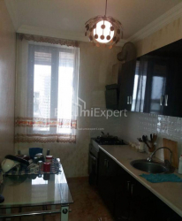 Квартира 3-комн 85 м² - Давида Агмашенеблі, Батумі
