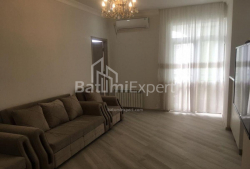 Квартира 80 м² - Шалва Інасаридзе, Батумі, Грузія