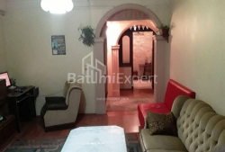 Квартира 4-комн 90 м² - Юсуфа Кобаладзе, Батумі