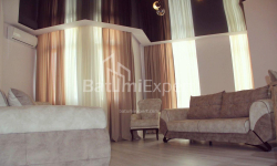 Квартира 3-комн 80 м² - Юр'ївська, Батумі