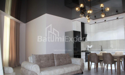 Квартира 3-комн 80 м² - Юр'ївська, Батумі