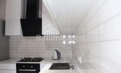 Квартира 3-комн 80 м² - Юр'ївська, Батумі