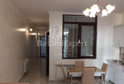 Квартира 48 м² - Зураба Горгiладзе, Батумі, Грузія
