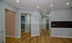 Квартира 4-комн 112 м² - Ніко Піросмані, Батумі